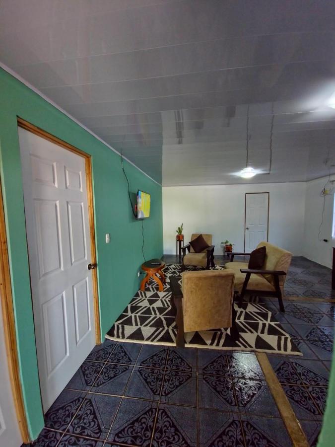 Micheck Beach House トルトゥゲーロ エクステリア 写真