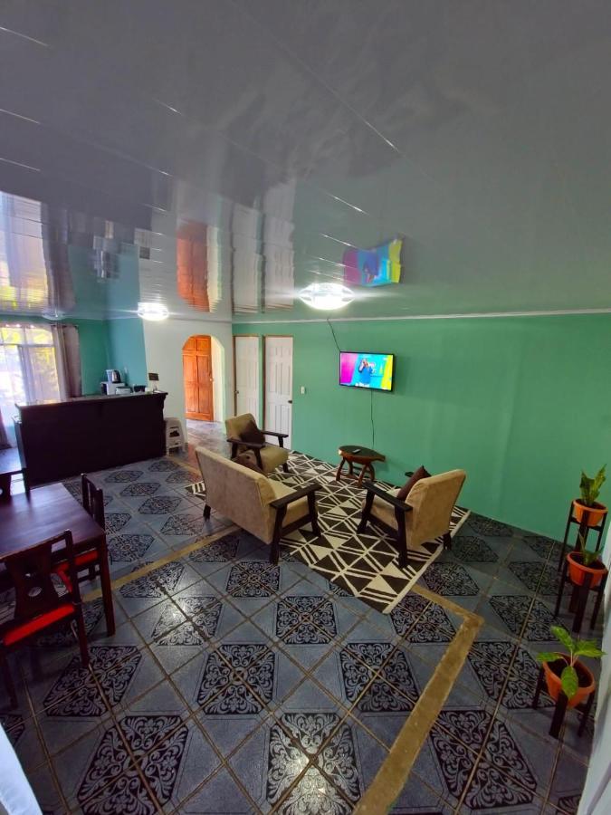 Micheck Beach House トルトゥゲーロ エクステリア 写真