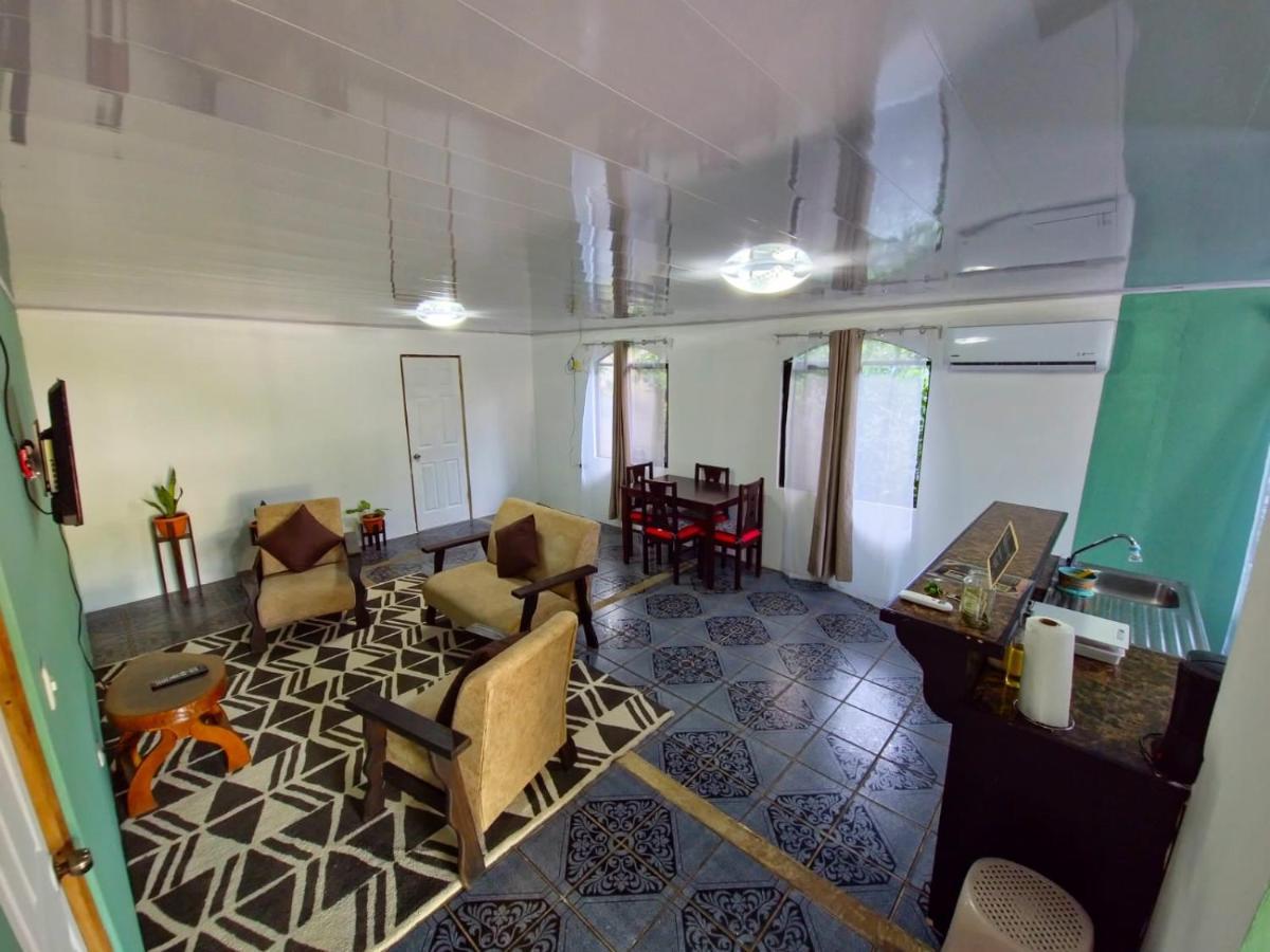 Micheck Beach House トルトゥゲーロ エクステリア 写真
